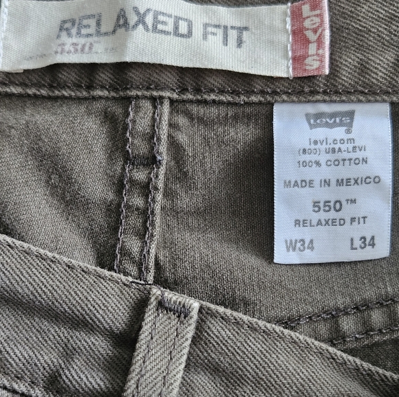 Levis Vintage 550 Jeans - Picture 6 of 6